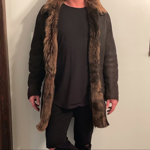 NIVOLA Shearling Fur Coat - Picture 3 of 13